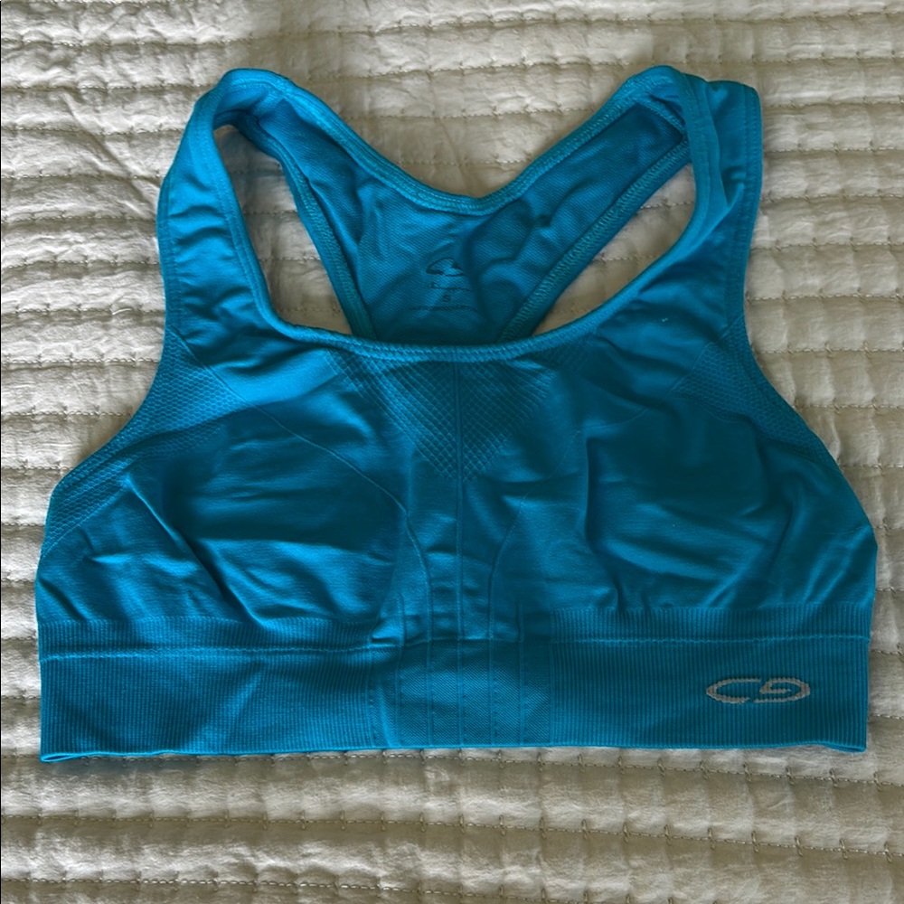 Blue Racerback Sports Bra with Moisture-Wicking Fabric